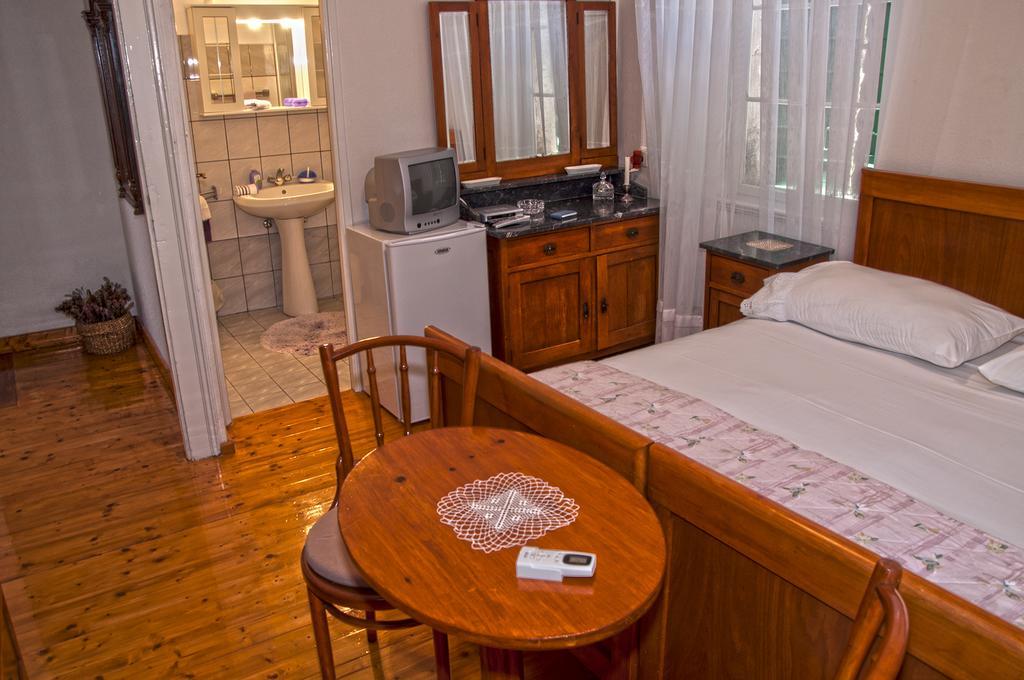 Marina Rooms Komiža Δωμάτιο φωτογραφία